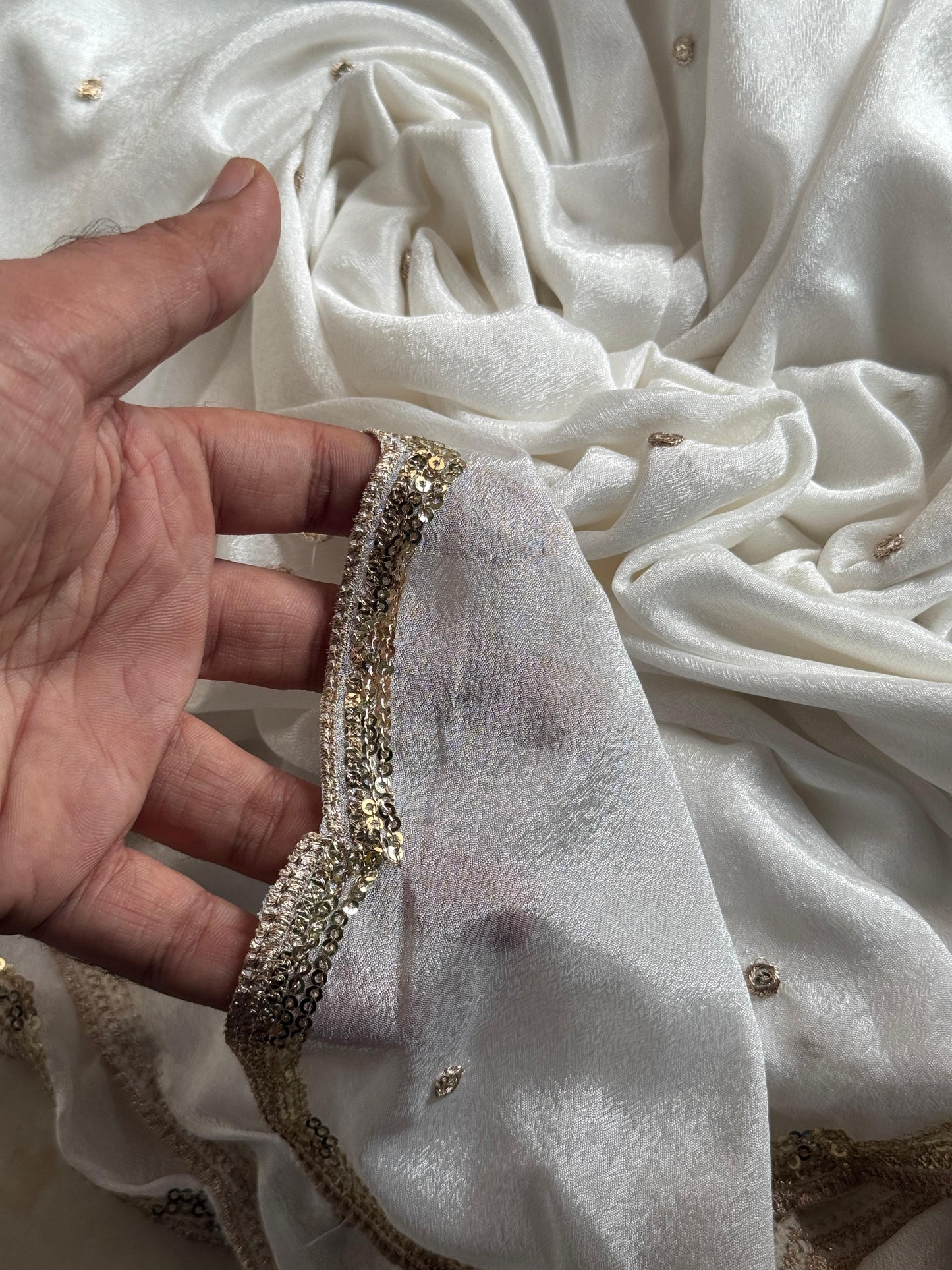 Chinon Scallop Dyeable Dupatta